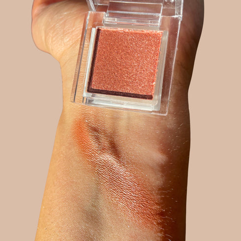 Cosmic Dust Eyeshadow – Eridani | Ombretto Singolo Shimmer, rame rosato