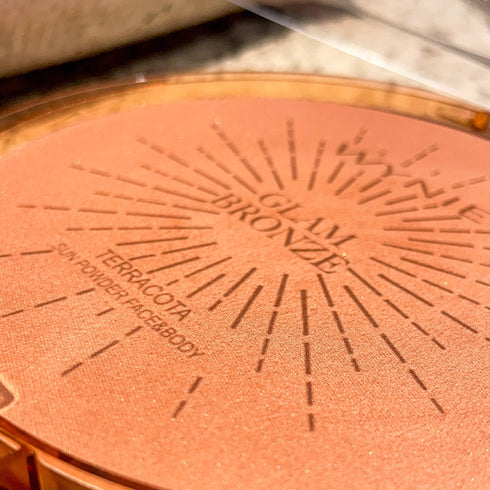 Terracotta Glam Bronze - Terra Abbronzante Viso e Corpo Luminosa