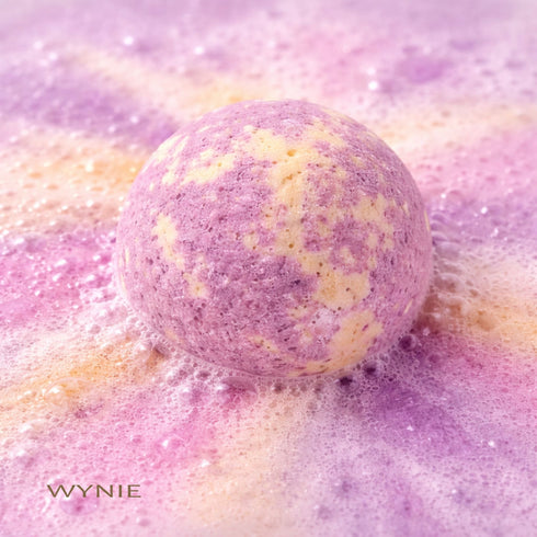 Wynie Color Mix Bath Bomb | Bomba da Bagno Colorata Effervescente, lilla e giallo (fragranza pesca) nell'acqua