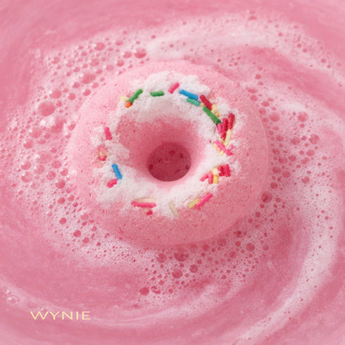 Wynie Yummy Donuts Bath Bomb | Bomba da Bagno Colorata Effervescente a Forma di Ciambella con Zuccherini, rosa nell'acqua